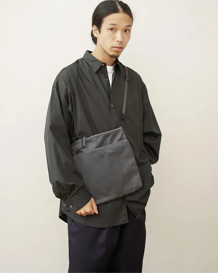 Graphpaperデザイナー南氏が解説 / Nylon Twill Sacoche