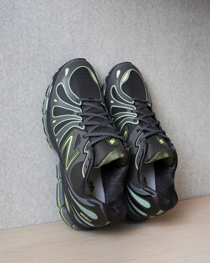 NEW BALANCE U189071H