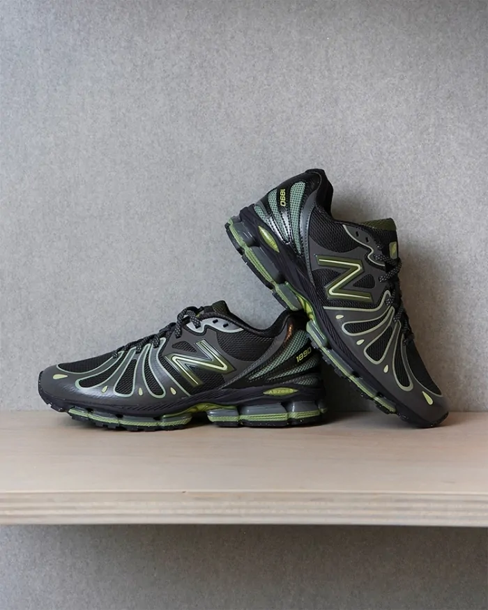 NEW BALANCE U189071H