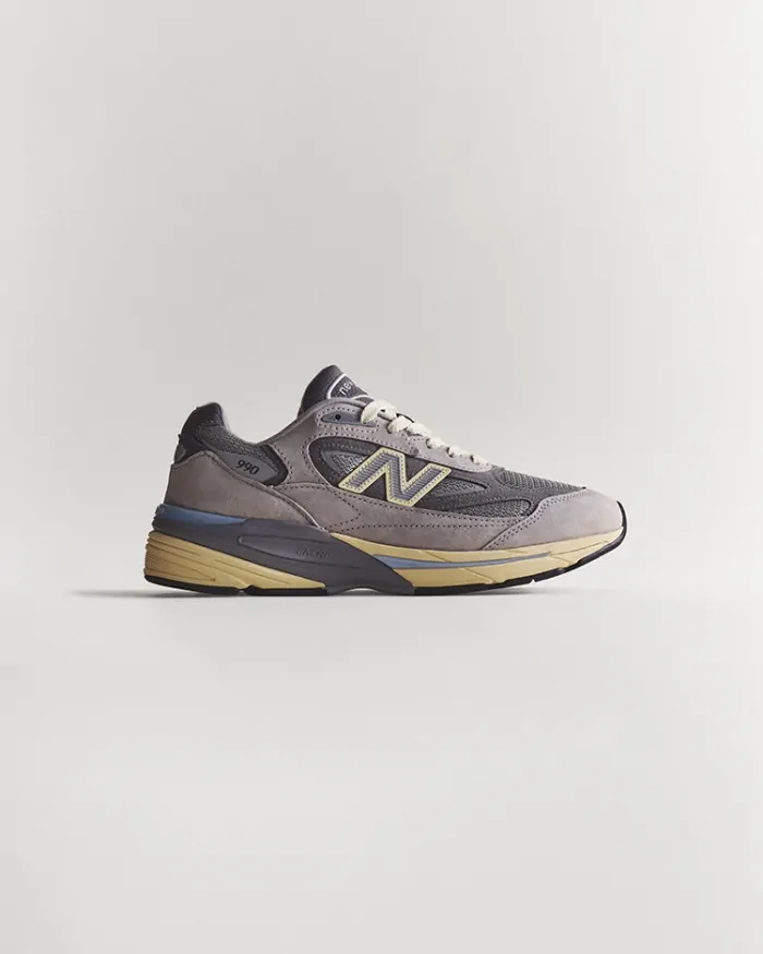 New Balance New Balance Made in USA 990v7 Dad's Back.                             