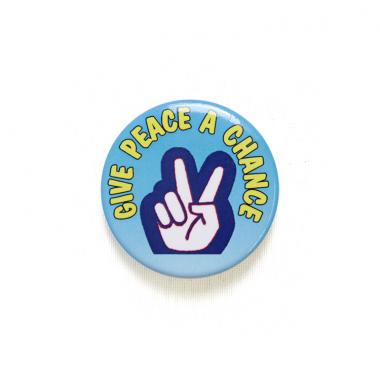  / BADGE / GIVE PEACE A CHANCE