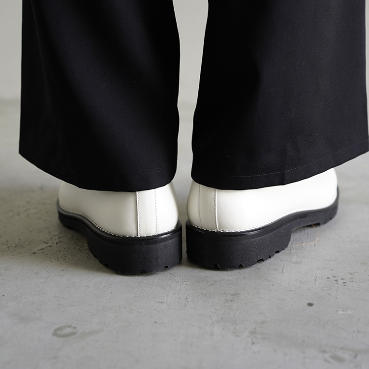 TUSSEL COCK SHOES / WHITE | Tomo & Co(トモ&シーオー) | SHOES 