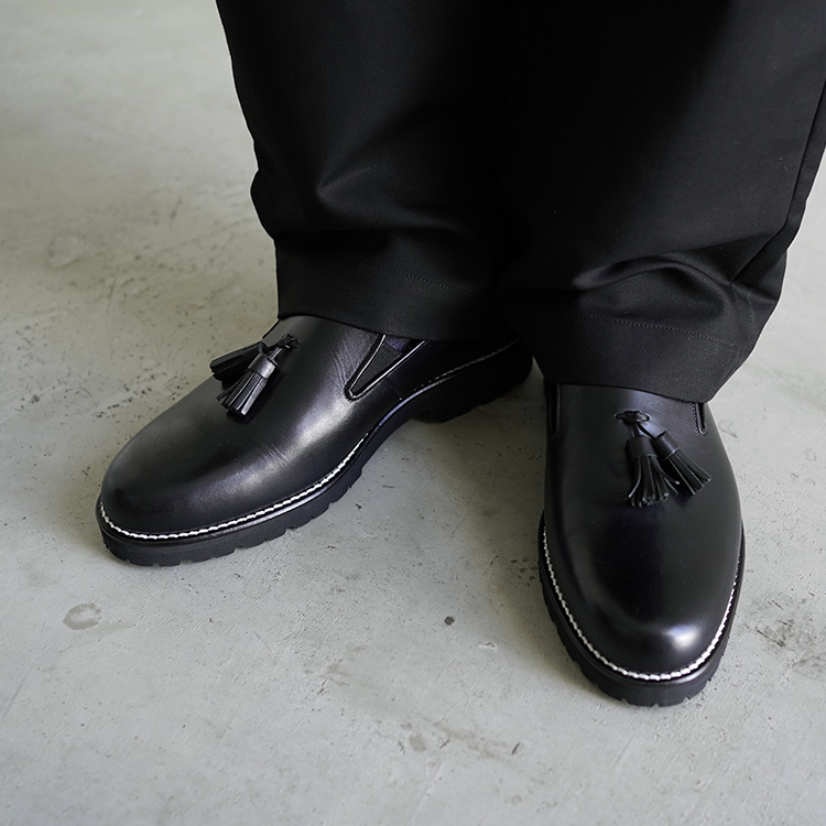 TUSSEL COCK SHOES / BLACK | Tomo & Co(トモ&シーオー) | SHOES 