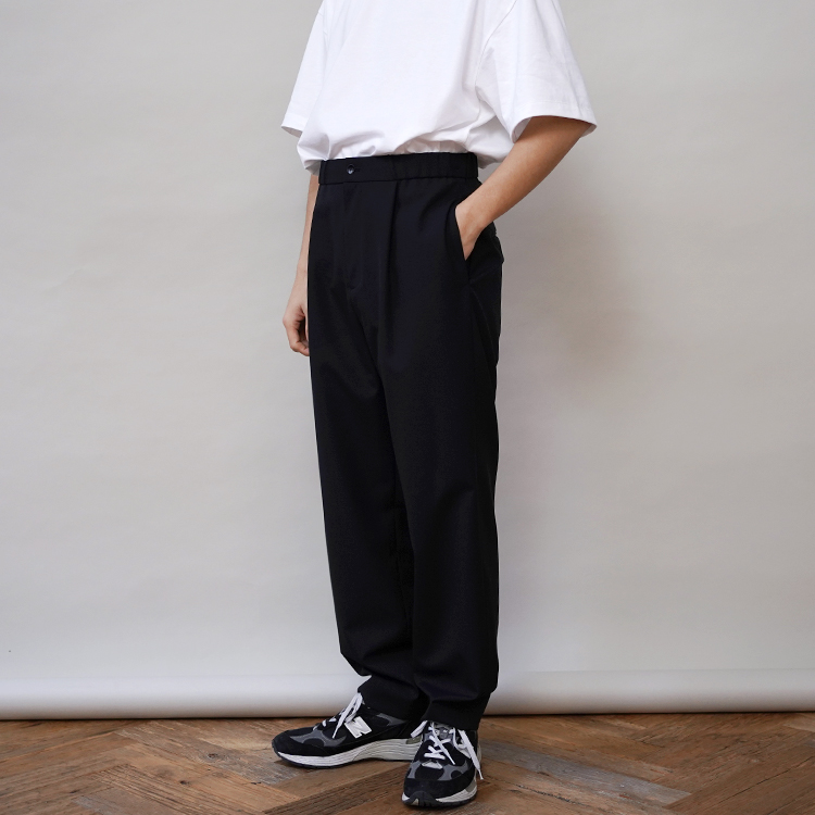 WOOL TROPICAL TAPERED EASY PANTS | ATON (MEN)(エイトン) | BOTTOMS