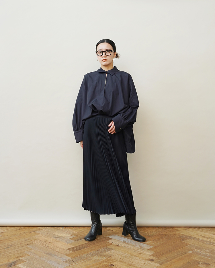 Satin Pleats Skirt / NAVY | Graphpaper (WOMEN)(グラフ