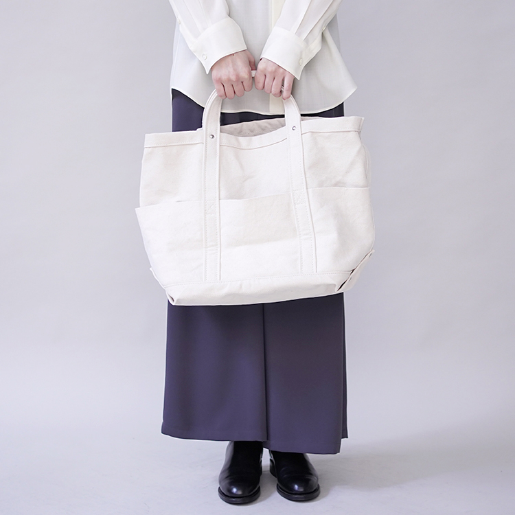 高感度ショップで2023年売れたブランド TOOL BAG MEDIUM / C.NATURAL | YAECA (WOMEN)(ヤエカ) | BAGS バッグ