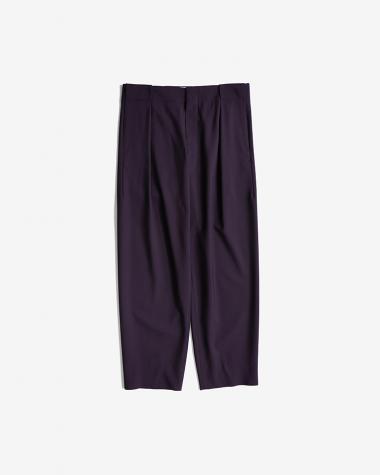  / Pleated Trouser with Loops / PLUM
