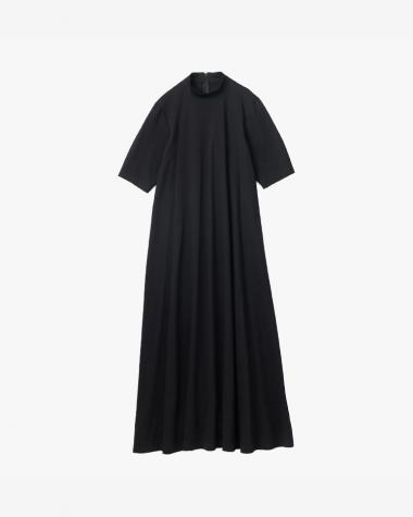  / Fine Smooth Mock Neck Panel Line Dress / BLACK
