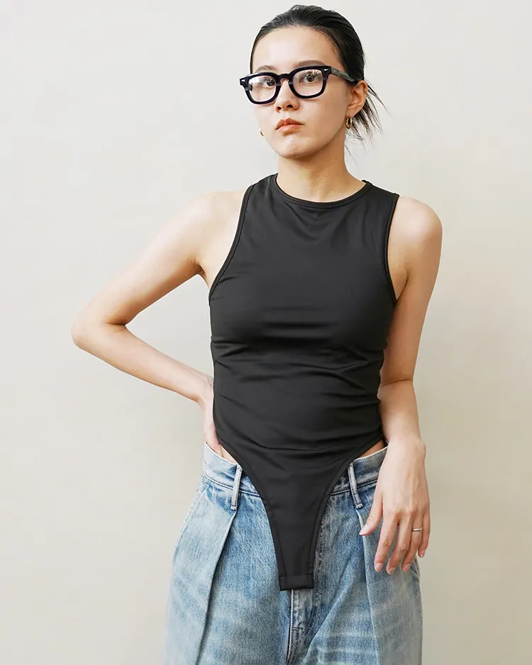 TW / Open Back Asymmetry Bodysuit / BLACK