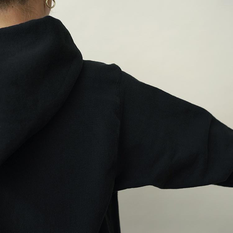 GARMENT DYE URAKE HOODIE / BLACK | ATON (MEN)(エイトン
