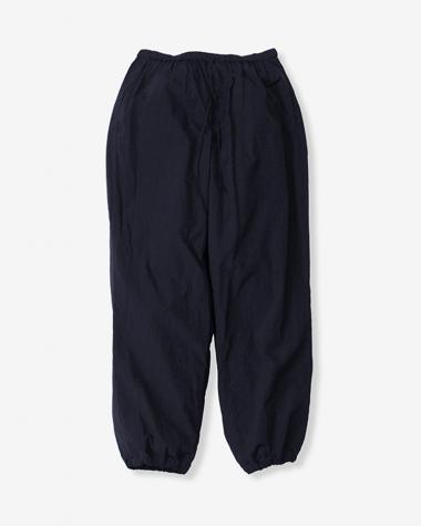 ATON (MEN) / HAND DYE NYLON OVER PANTS / NAVY
