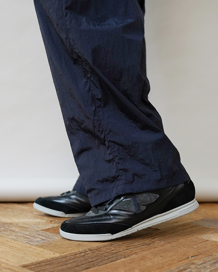 HAND DYE NYLON OVER PANTS / NAVY | ATON (MEN)(エイトン