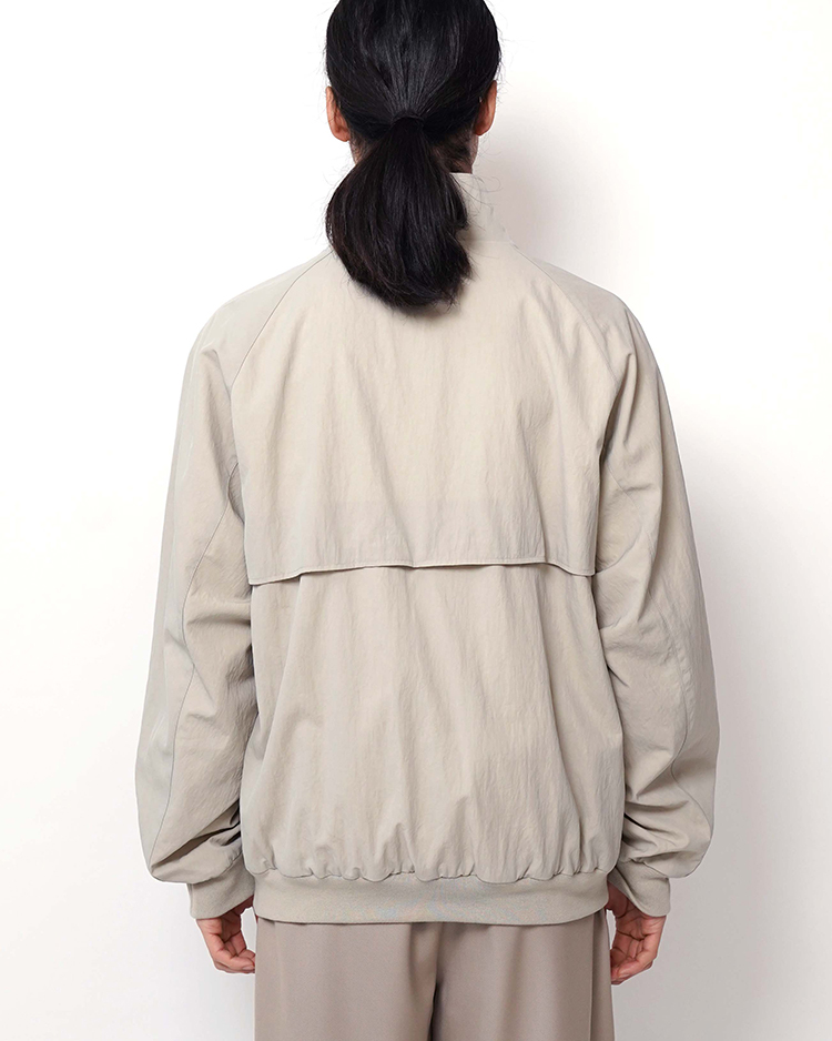 HIGH TWIST NYLON HARRINGTON JACKET / BEIGE | ATON (MEN