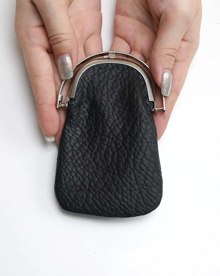ED ROBERT JUDSON / ODD - FRAME LONG PURSE / SHRINK BLACK