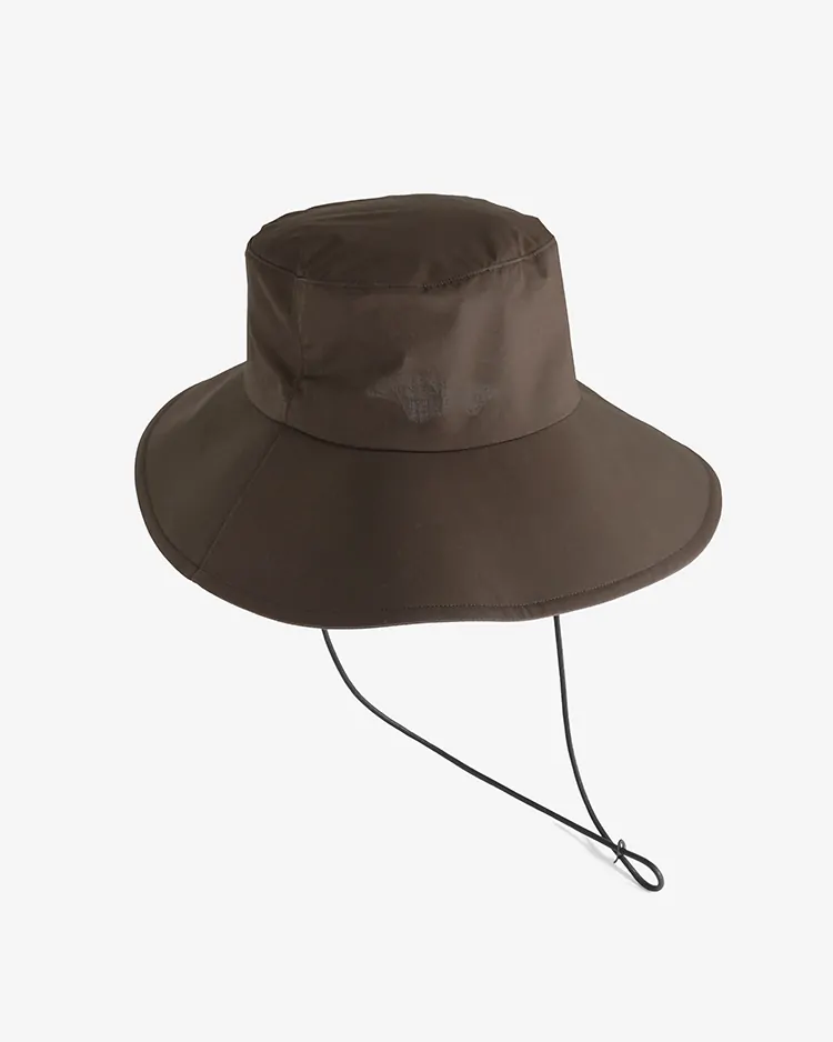 YLÈVE (WOMEN) / KIJIMA TAKAYUKI SUVIN COTTON TYPEWRITER HAT / BROWN