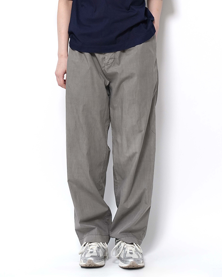 COTTON LAWN WIDE EASY PANTS / SUMI | ATON (MEN)(エイトン