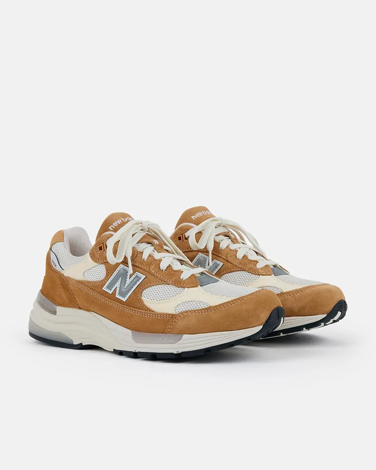 NEW BALANCE / U992CC