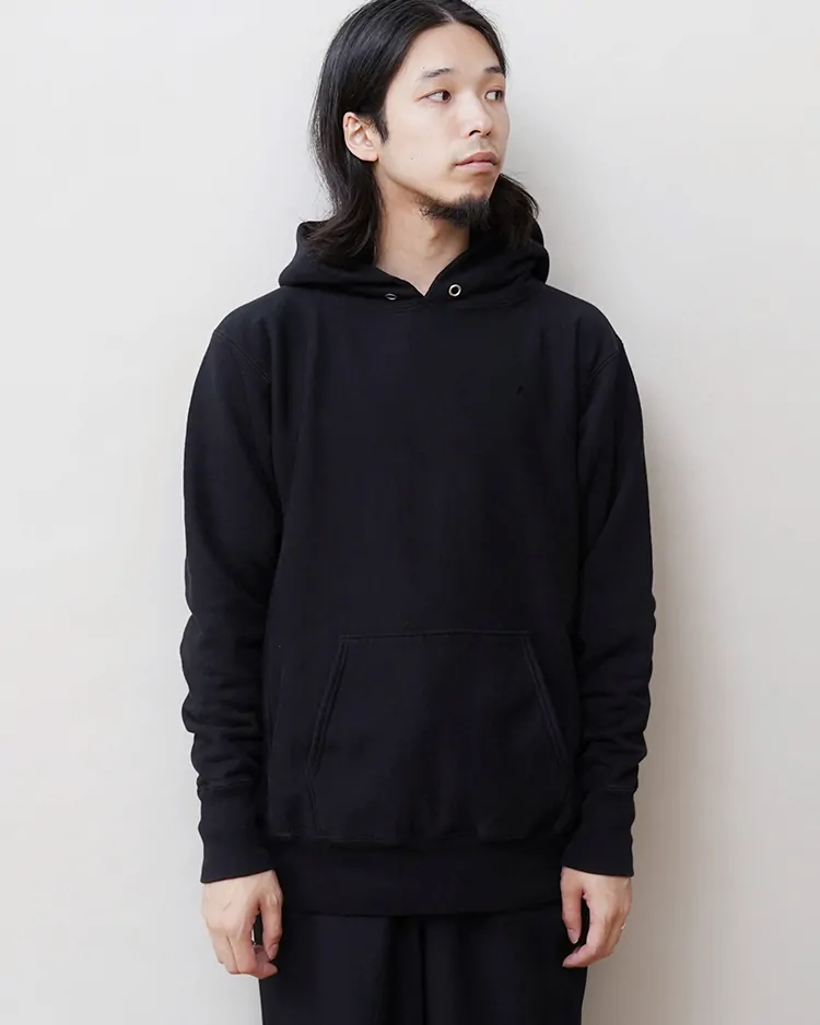 ATON (MEN) / GARMENT DYE URAKE HOODIE / BLACK