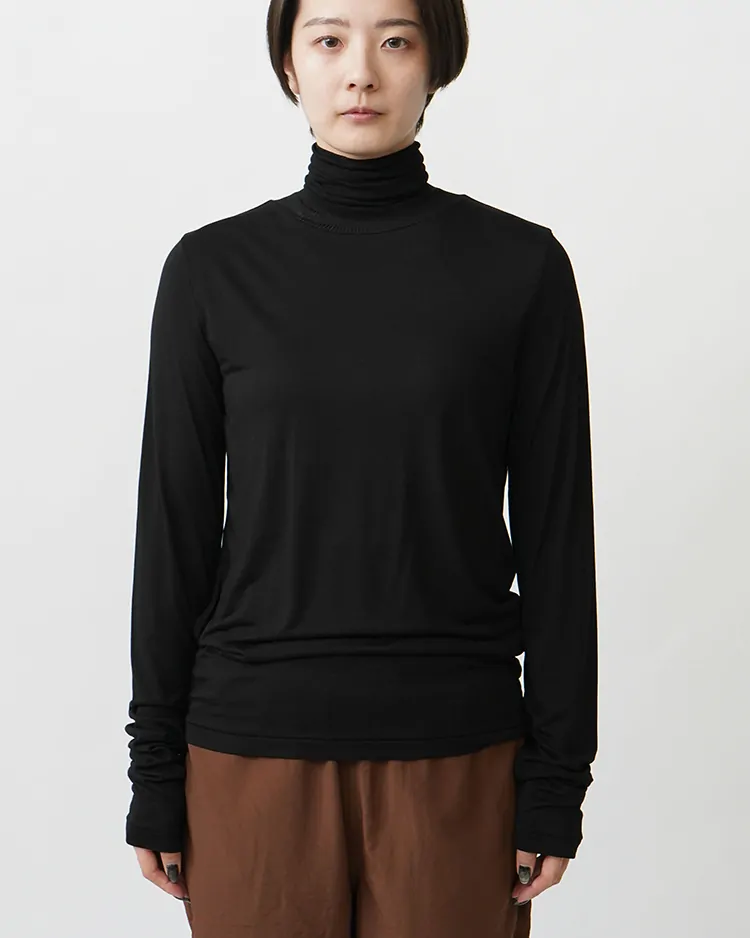 ATON (WOMEN) / MODAL SILK JERSEY TURTLENECK / BLACK