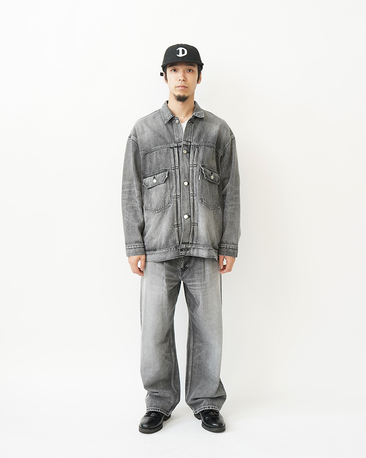 Selvage Denim Two Tuck Pants / BLACK LIGHT FADE | Graphpaper