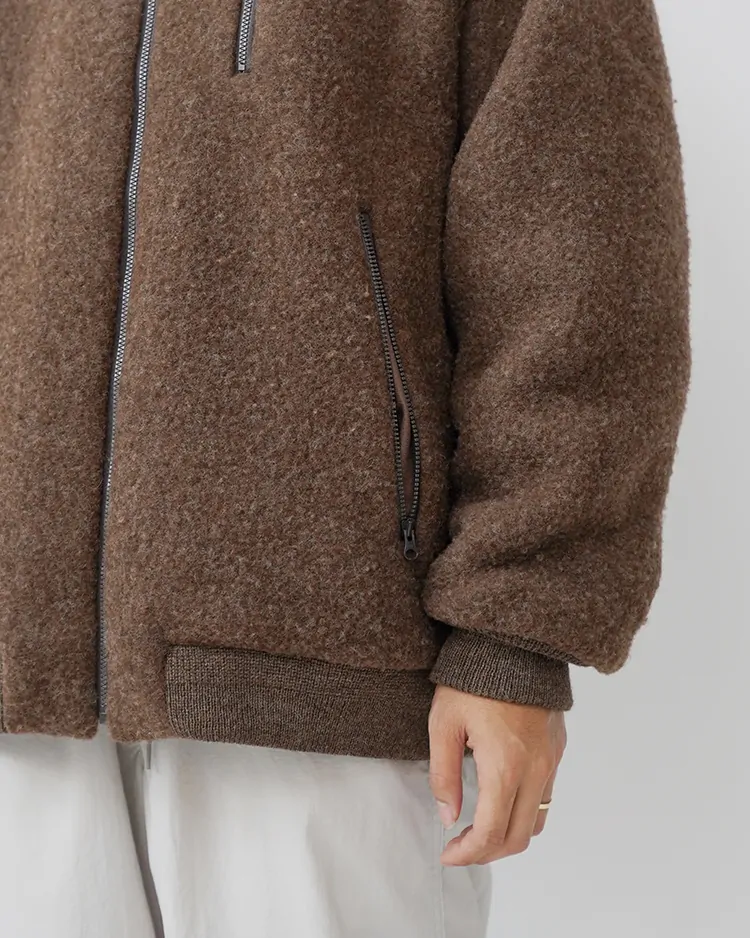 STAND COLLAR ZIP BLOUZON / BROWN | YAECA (MEN)(ヤエカ) | OUTER