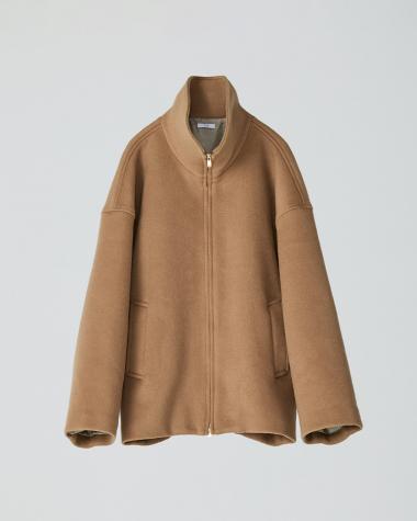  / 〈予約商品〉High-neck cocoon blouson / 252ZOE-BZ02 / Beige
