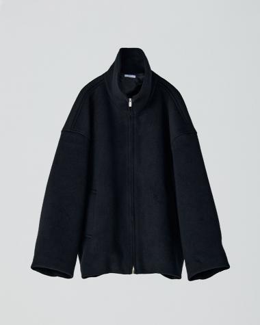  / 〈予約商品〉High-neck cocoon blouson / 252ZOE-BZ02 / Black