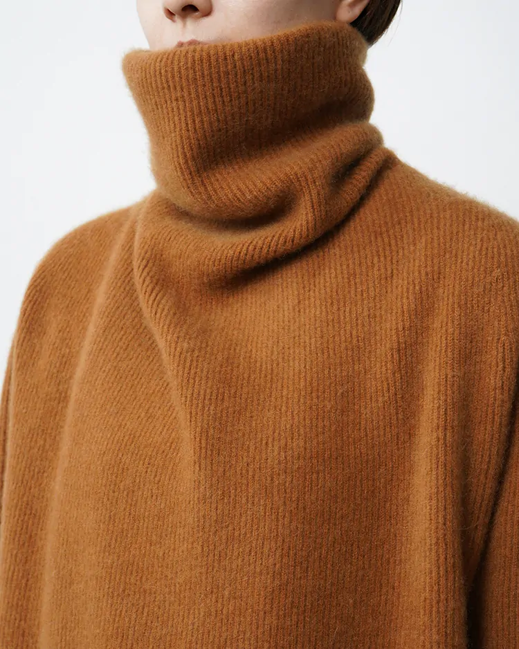 CASHMERE FOX UNIQUE TURTLE / CAMEL | BATONER (WOMEN)(バトナー