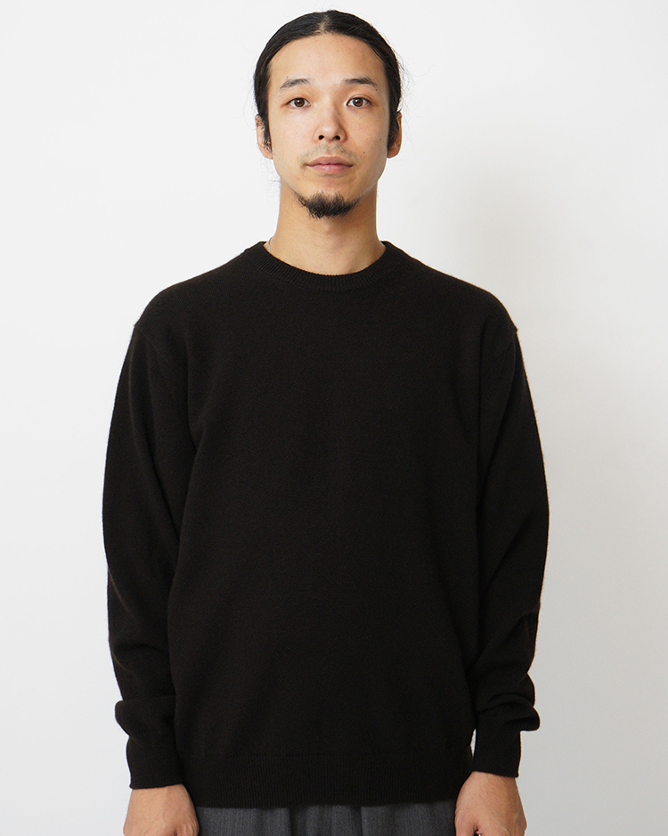 BATONER (MEN) / INNOCENT CASHMERE CREW NECK / DARK BROWN