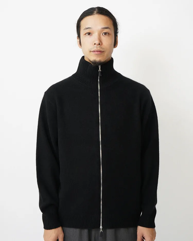 BATONER (MEN) / INNOCENT CASHMERE MIDDLE DRIVES KNIT / SOLID BLACK