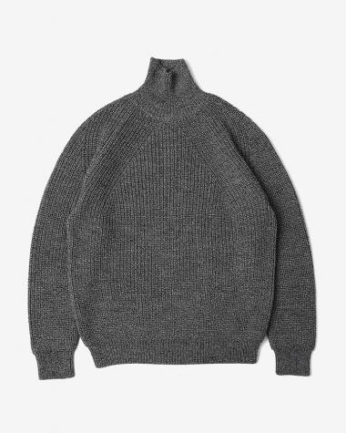  / SIGNATURE TURTLE NECK / IVORY × BLACK