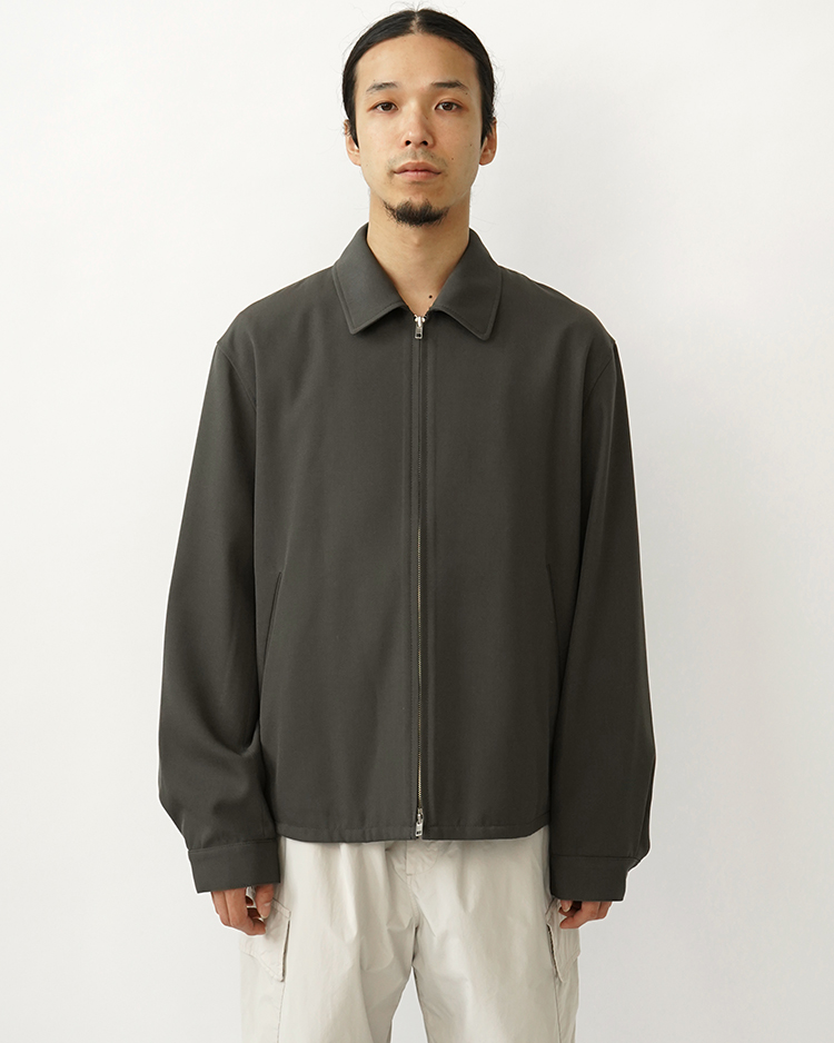 ATON (MEN) / BACK SATIN HARRINGTON JACKET / KHAKI