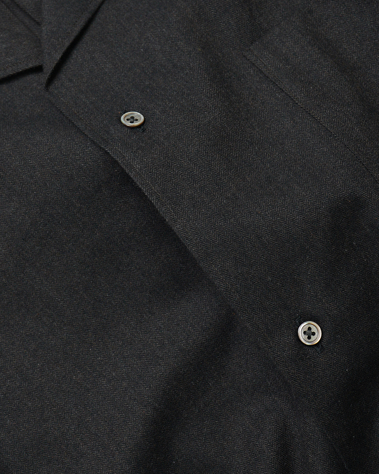 Graphpaper (MEN) / SIDOGRAS Cotton Herringbone Flannel Sleeping Shirt / BLACK