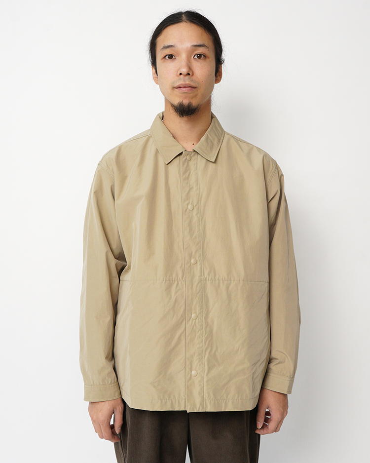YAECA (MEN) / Coach Jacket / KHAKI