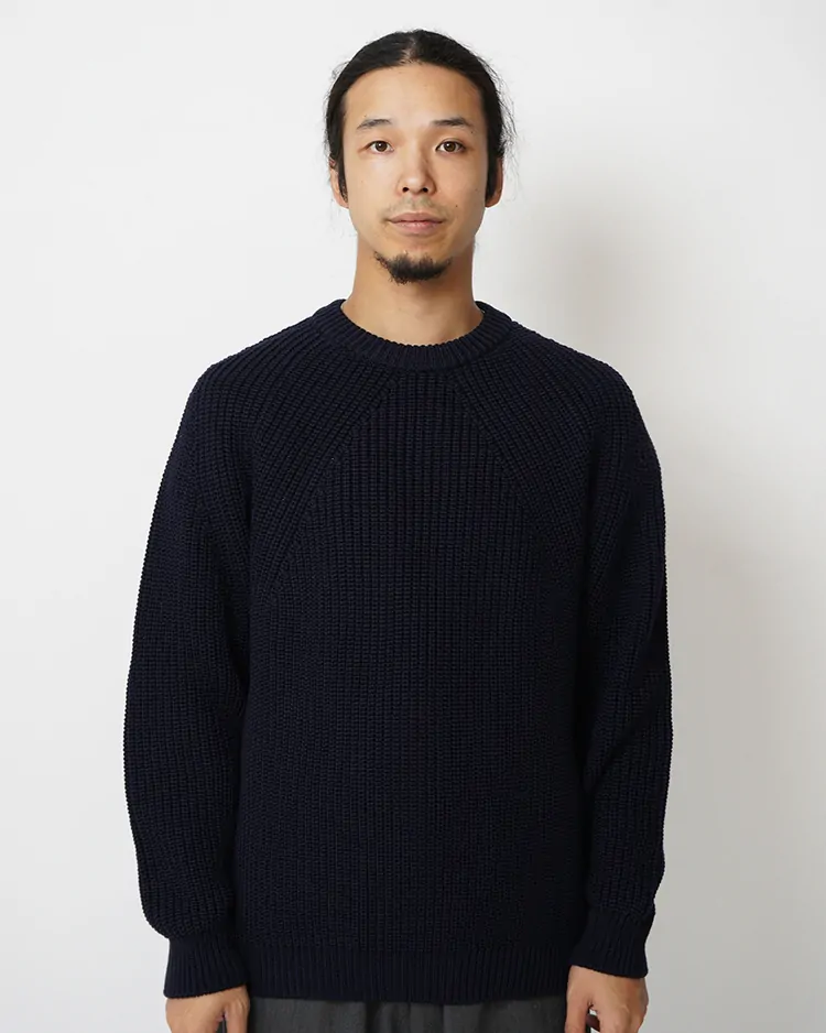 BATONER (MEN) / SIGNATURE CREW NECK / NAVY