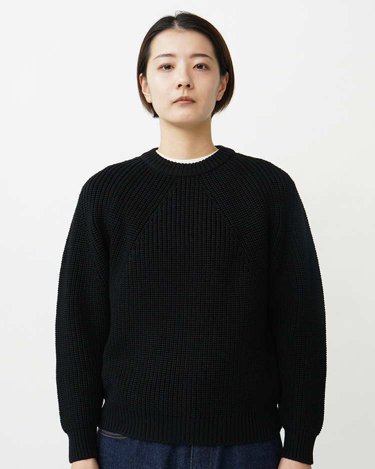 BATONER (WOMEN) / SIGNATURE CREW NECK / BLACK