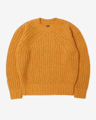  / CHUNKY FLUFFY SIGNATURE CREW NECK / CAMEL YELLOW