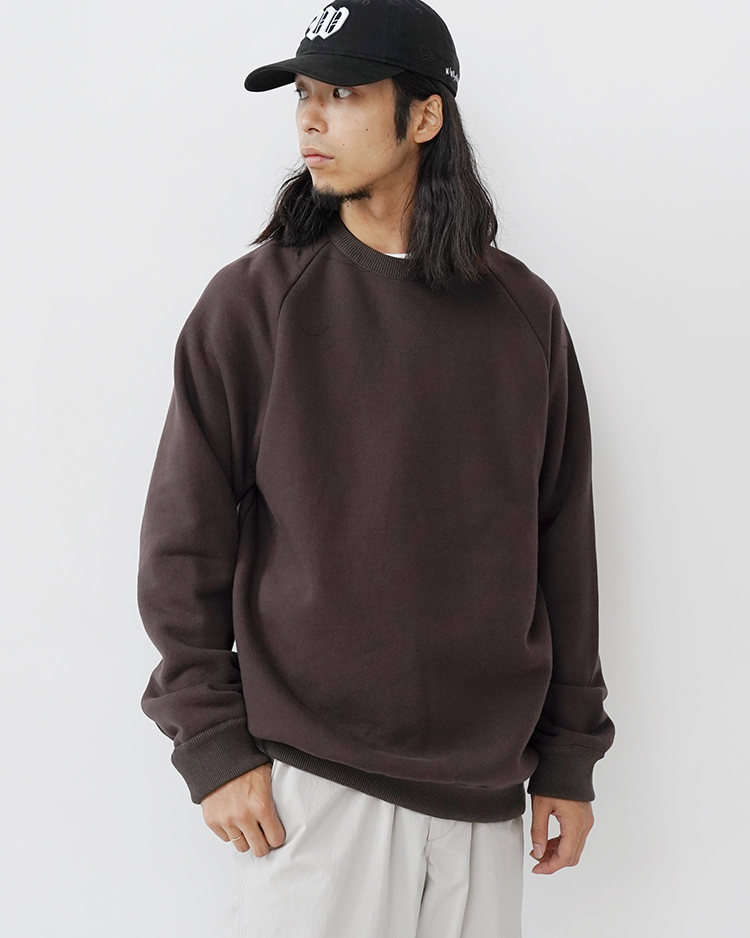 YAECA (MEN) / JUMBERCA URAKE CREW NECK / BROWN