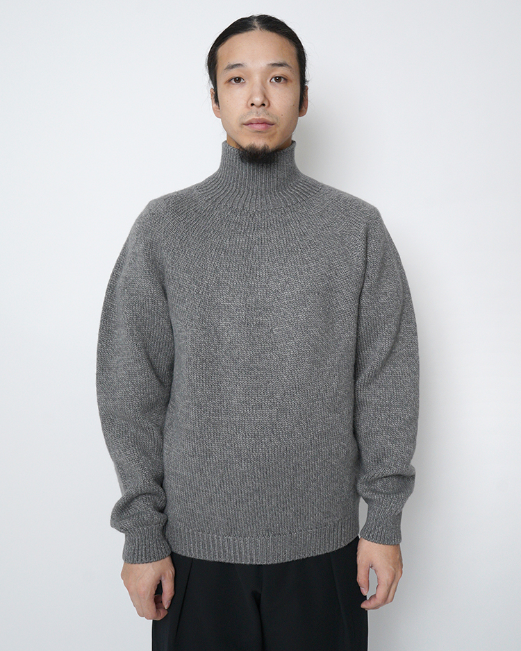 BATONER (MEN) / SPREAD TENJIKU TURTLE NECK / GREY