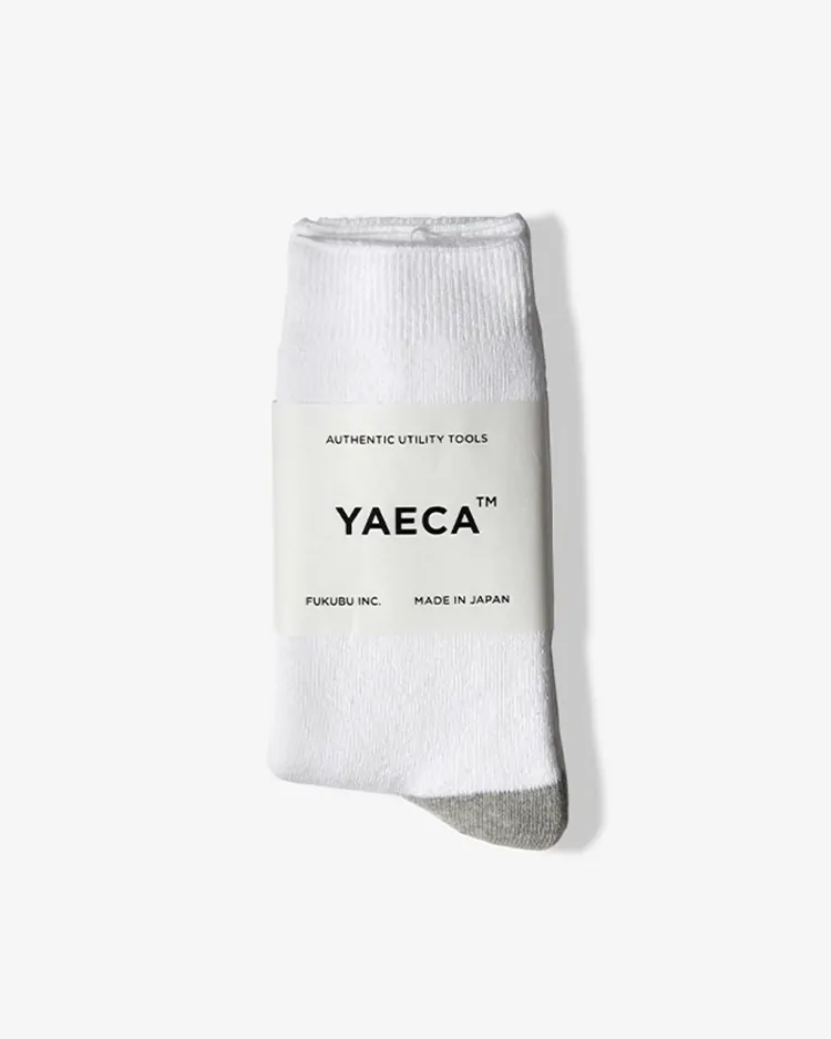 YAECA (WOMEN) / COTTON PILE SOCKS / GRAY x WHITE