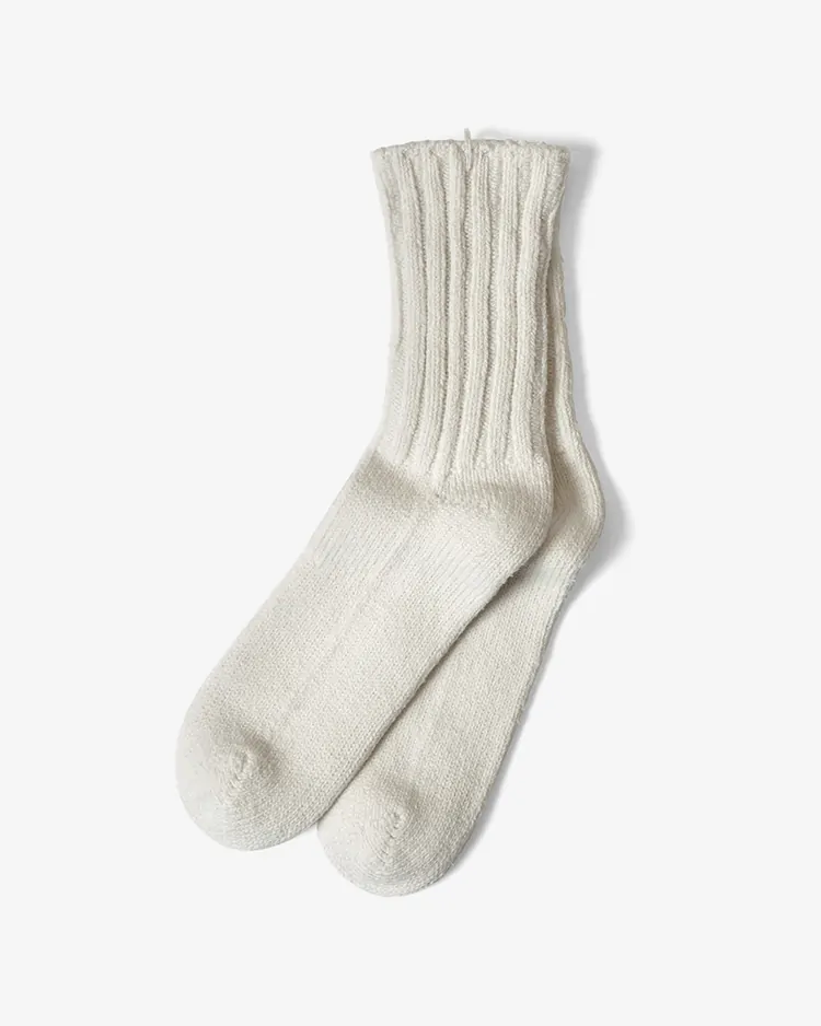 YAECA (WOMEN) / COTTON SILK SOCKS / BEIGE