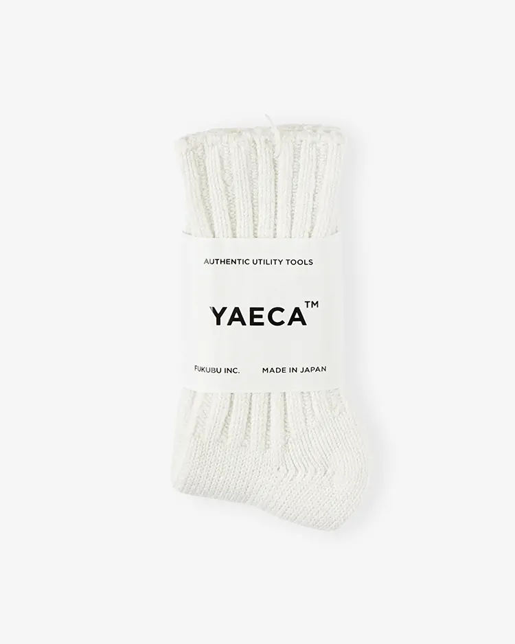 YAECA (MEN) / COTTON SILK SOCKS / OFF WHITE
