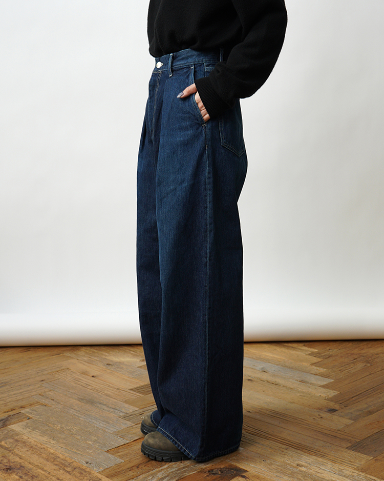 Graphpaper (WOMEN) / Selvage Denim Two Tuck Wide Pants / INDIGO DARK FADE