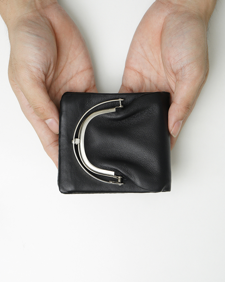 ED ROBERT JUDSON / ODD - FRAME HALF WALLET / BLACK (LAMB NAPPA)