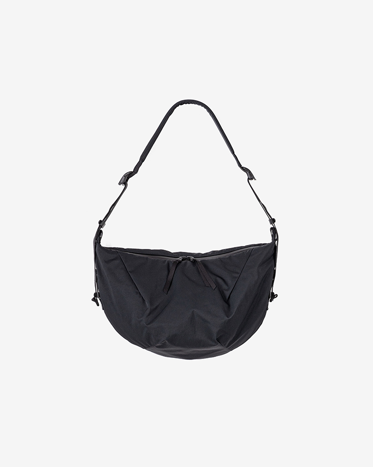 Graphpaper (MEN) / Blankof for GP Small Crescent Bag / BLACK