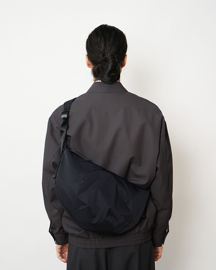 Graphpaper (MEN) / Blankof for GP Small Crescent Bag / BLACK