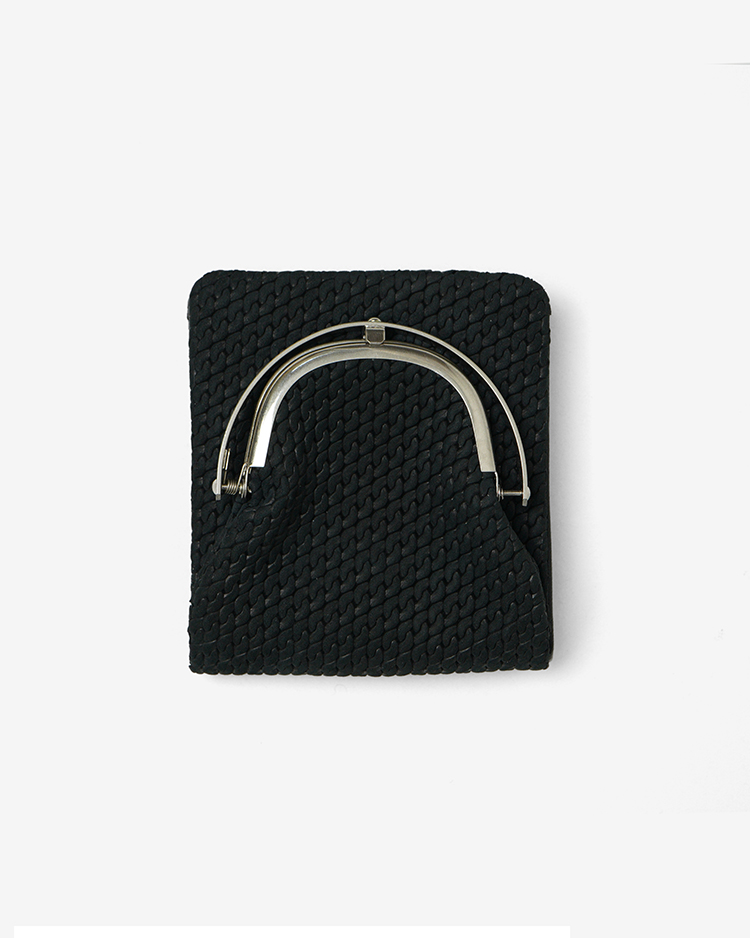 ED ROBERT JUDSON / ODD - FRAME HALF WALLET / BLACK (CHAIN GRAIN)