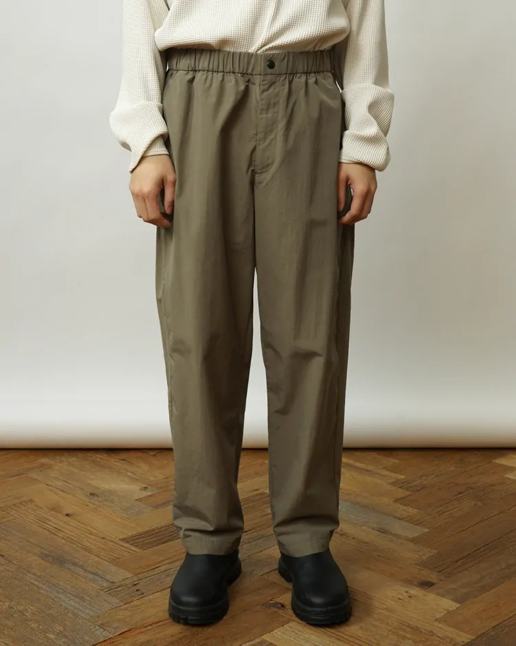 Goldwin / Relax Straight Easy Pants / SAND LAND (SD)