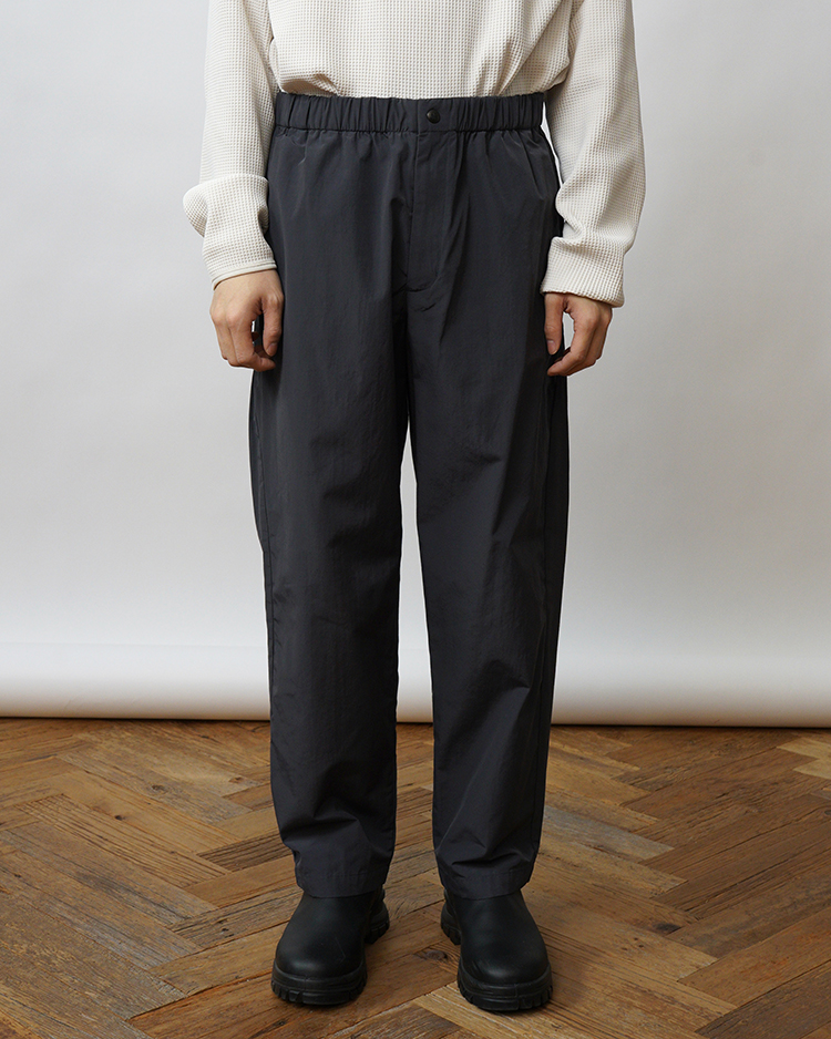 Goldwin / Relax Straight Easy Pants / EBONY GRAY (EB)