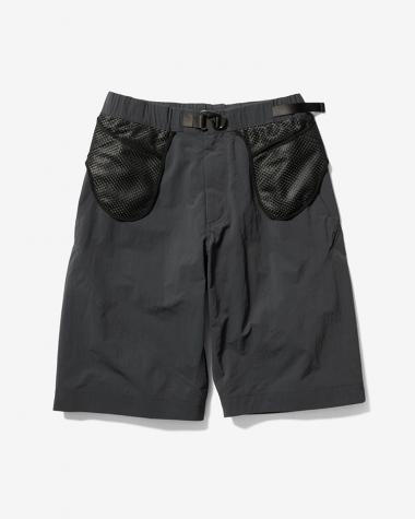  / Helicoid Pocket Shorts / INK BLACK (IK)